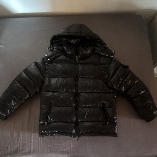 Moncler piumino uomo nero con